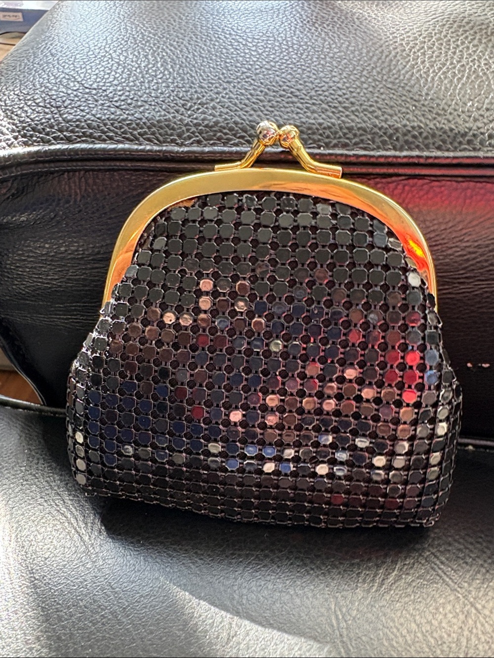 Vintage Black Sequin Kiss-Lock Coin Purse  Made In Hong Kong